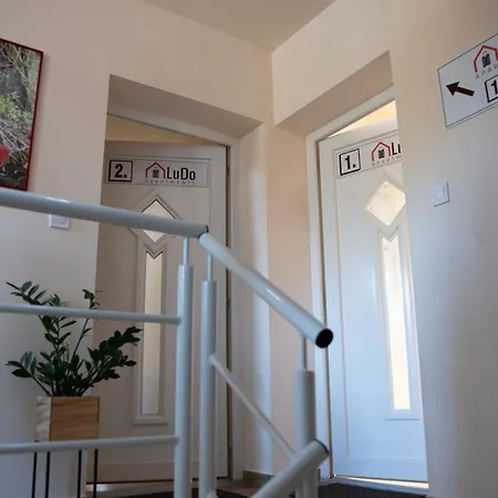 Ludo Apartman